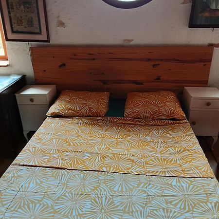 La Graule Hotel Saint-Colomb-de-Lauzun Eksteriør billede